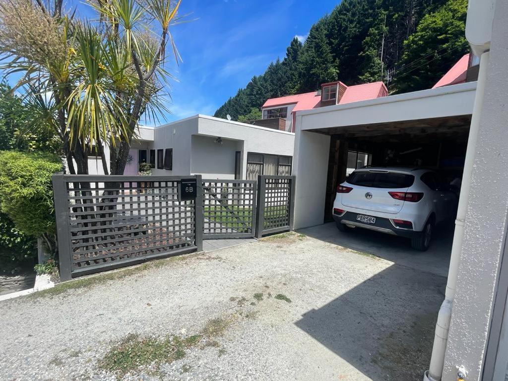 Queenstown Retreat エクステリア 写真