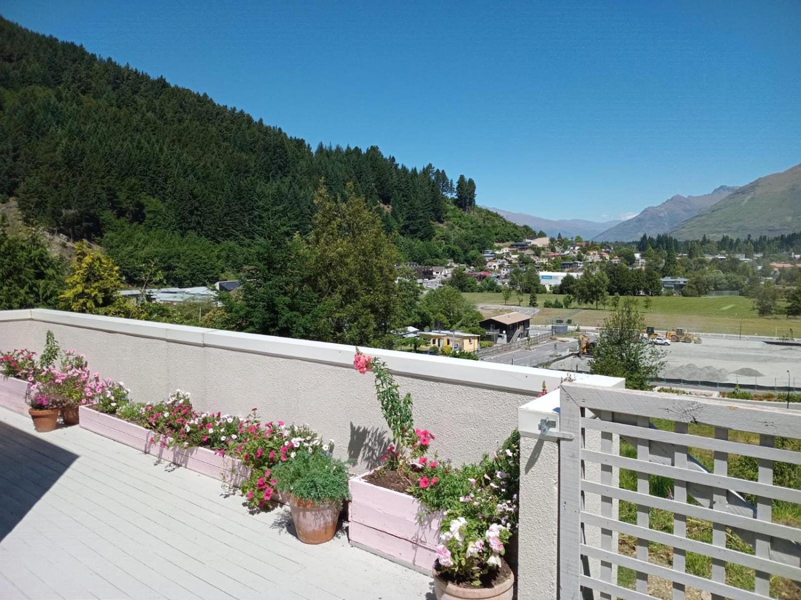 Queenstown Retreat エクステリア 写真